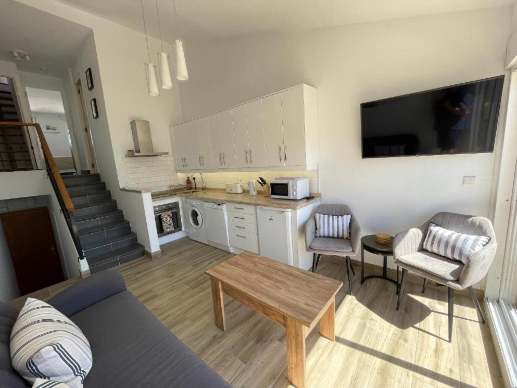 Seaside View Apartment Estepona Dış mekan fotoğraf