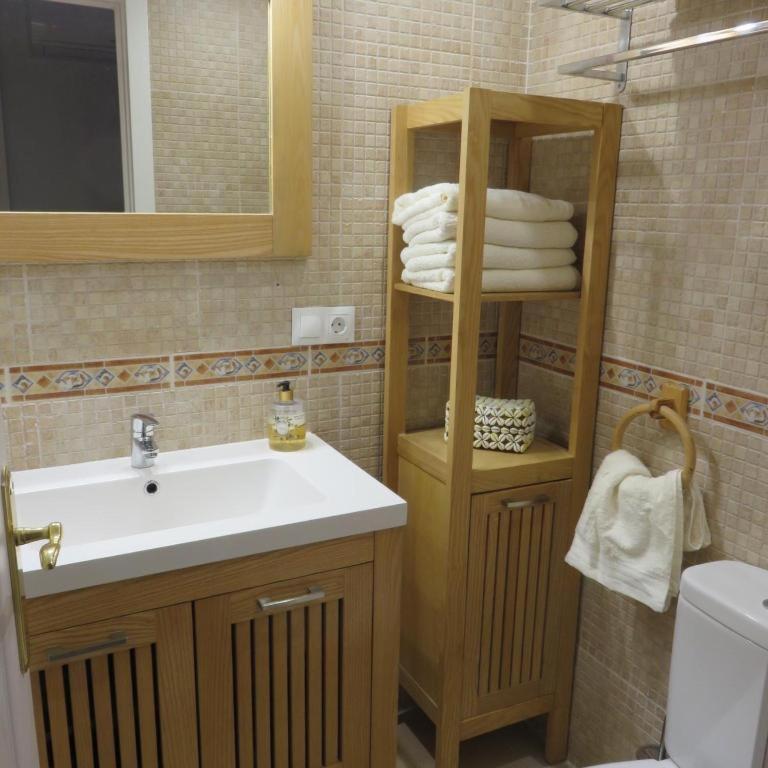 Seaside View Apartment Estepona Dış mekan fotoğraf